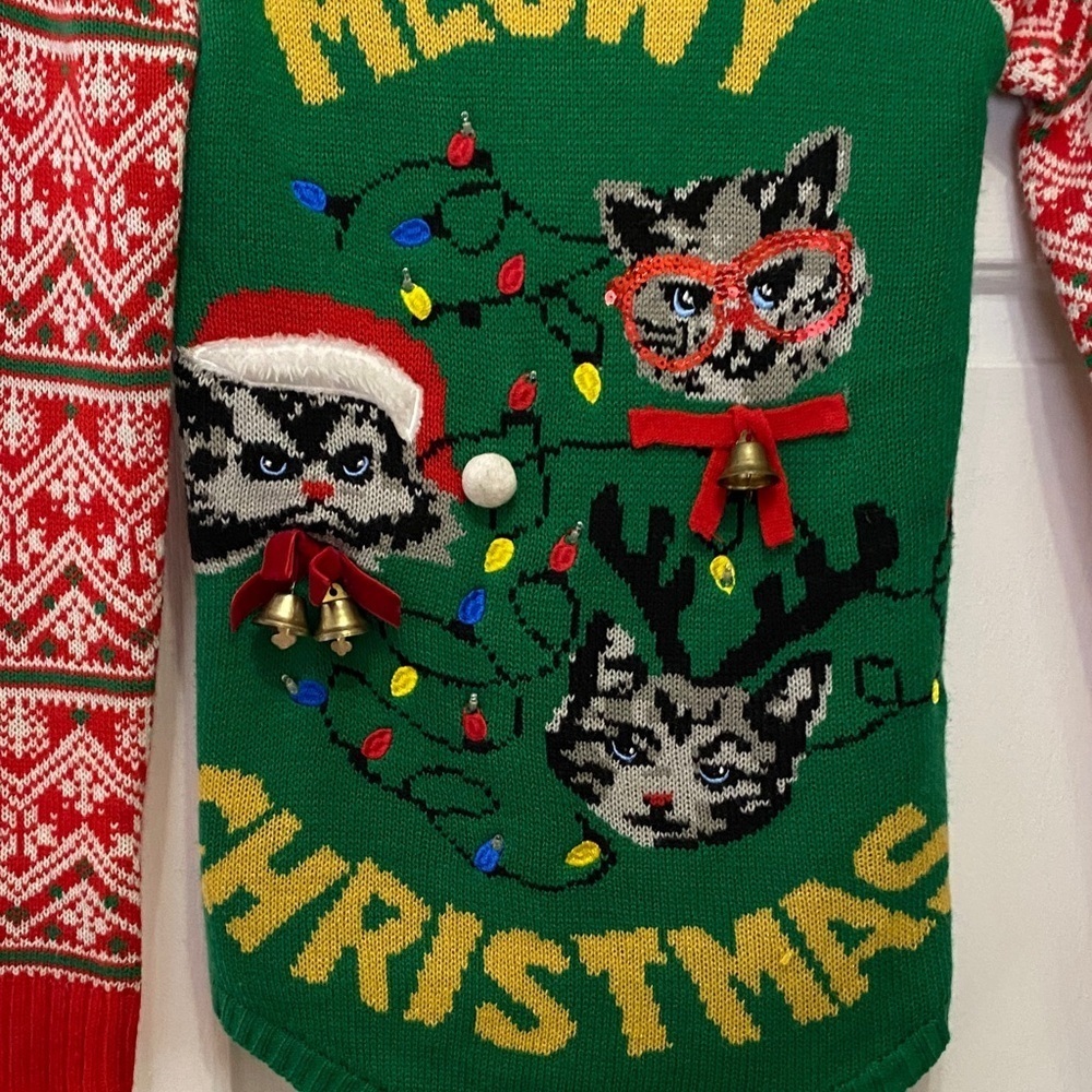 No Boundaries Green Knit cat Christmas sweater. - Picture 3 of 4